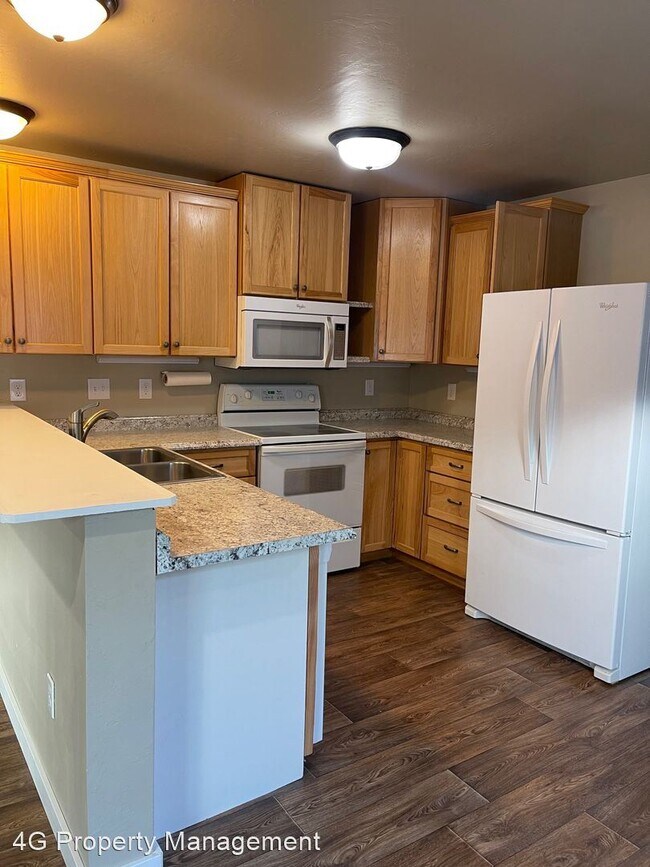 Building Photo - 1 br, 1 bath House - 144 Maple Ave, Unit A