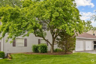 Building Photo - 27 N Victoria Ln