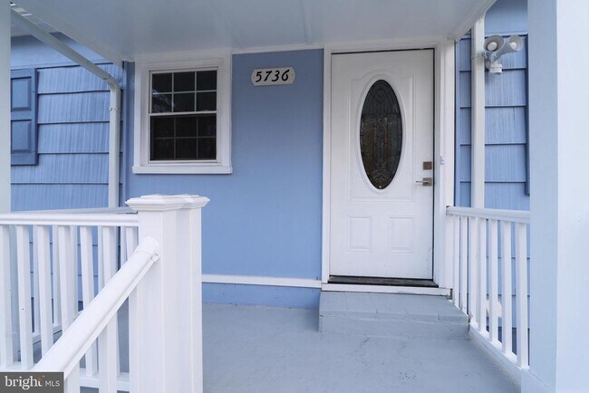 Foto del edificio - 5736 N Carlin Springs Rd