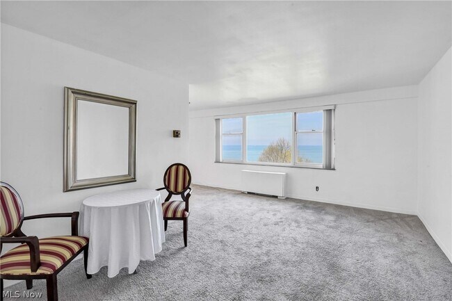 Foto del edificio - 11850 Edgewater Dr