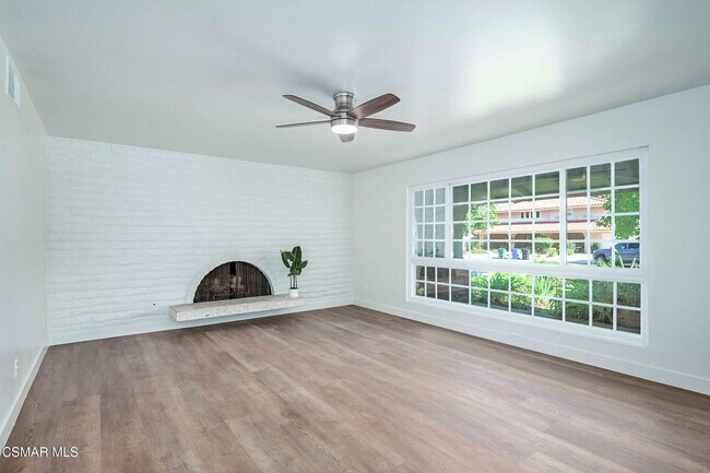 Foto del edificio - 1623 Elmsford Pl