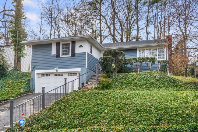 Building Photo - 12 2nd Rd