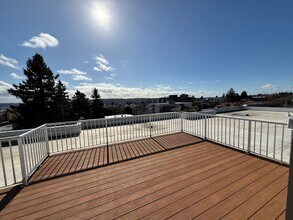 Building Photo - 800 N Allen Pl