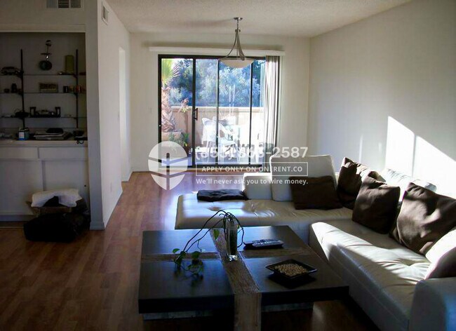 Building Photo - 440 N Civic Dr