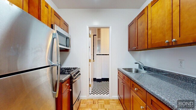 Foto del edificio - 365 Broome St