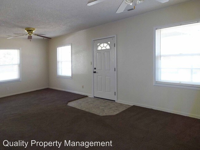 Building Photo - 3 br, 1 bath House - 580 Lozier Lane
