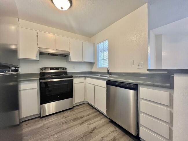 Building Photo - 16818 N 56th St