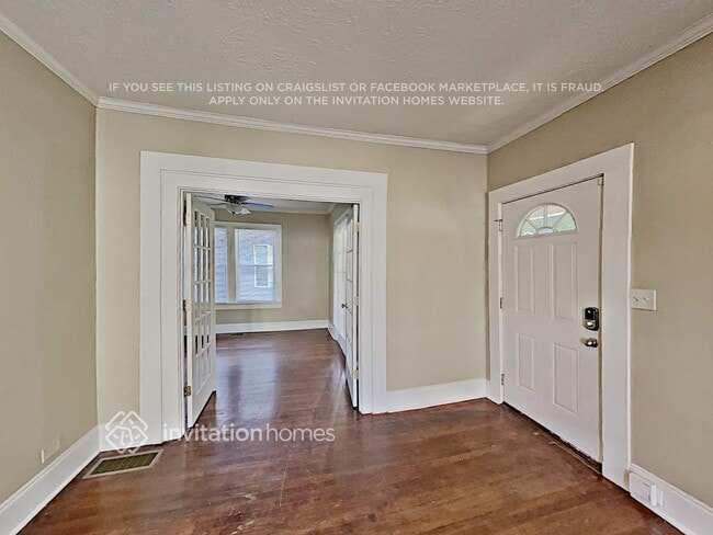 Building Photo - 1125 Boulevard Dr SE