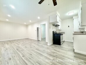 Building Photo - 1145 Elden Ave