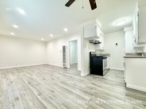 Building Photo - 1145 Elden Ave