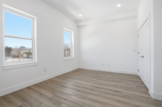 Foto del edificio - 147-149 N Gross St