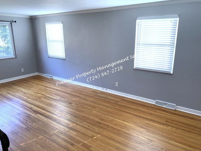 Building Photo - 8660 Winchester Dr