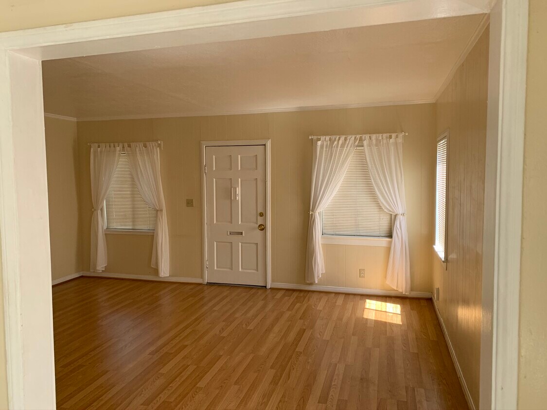 14116 Sylvan St, Van Nuys, CA 91401 House Rental in Van Nuys, CA