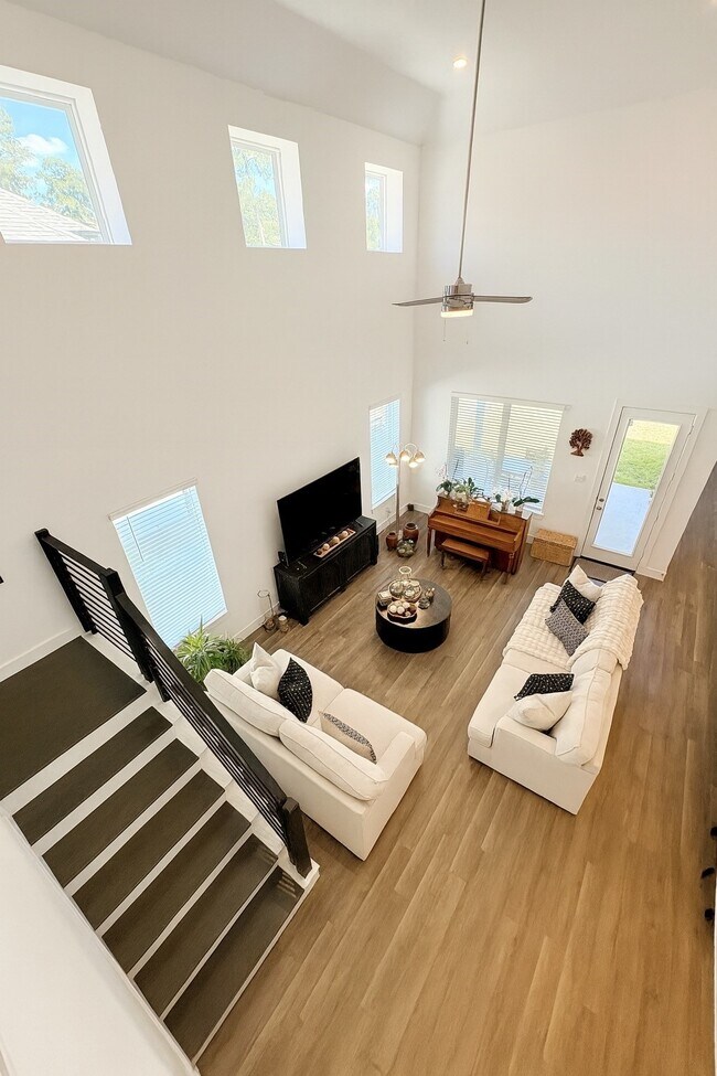 Foto del edificio - 13712 Moss Lake Ln