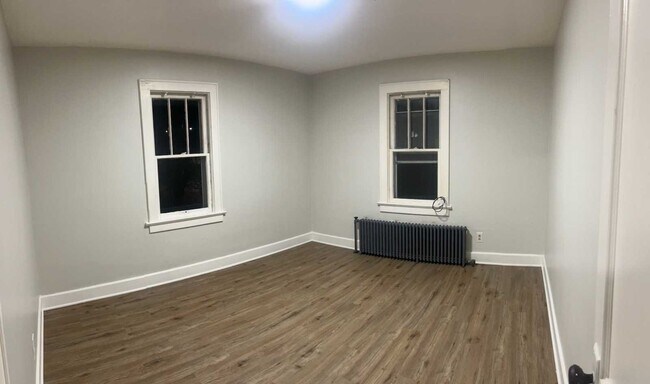Foto del edificio - 233 Lester Ave