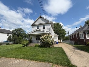 Building Photo - 1742 Midland Ave
