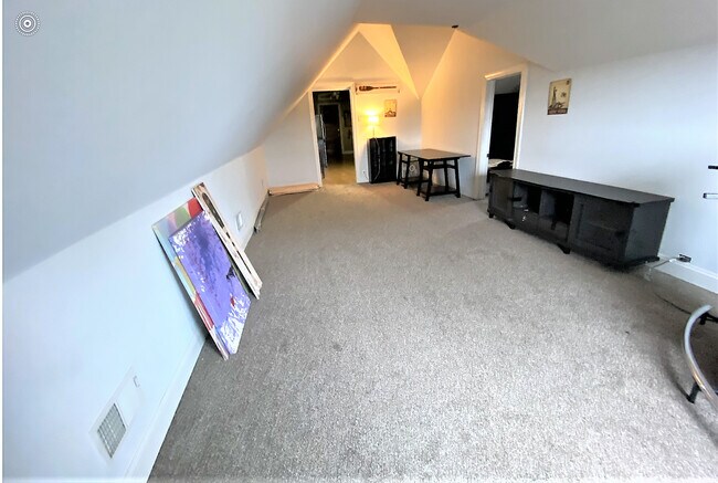 Foto del edificio - 3926 W Byron St