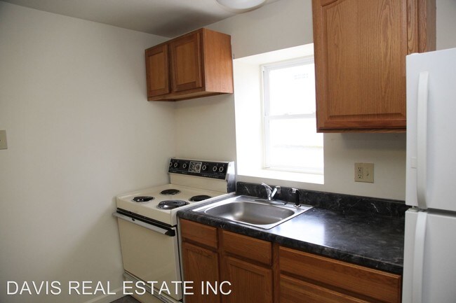 Building Photo - 22 N Washington St