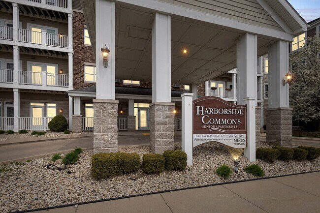Fotografía del edificio - Harborside Commons Senior Apartment Homes