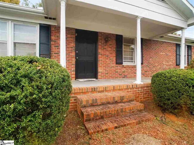 Building Photo - 1013 McAlister Rd
