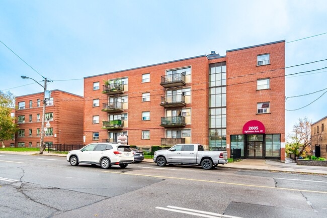 Building Photo - 2005 Eglinton Avenue West