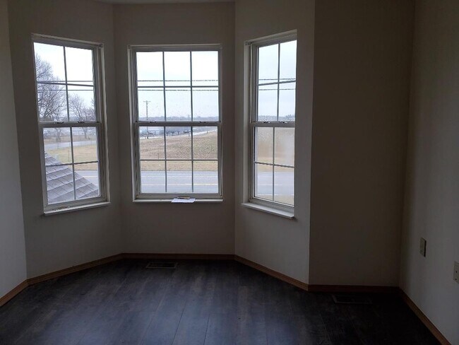 Foto del edificio - 1400 Frosty Dr