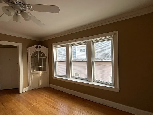 Foto del edificio - 1022 N Menard Ave