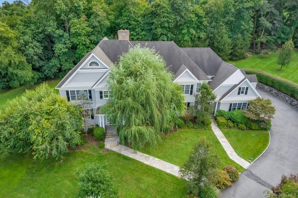 Primary Photo - 50 Cloverhill Ln