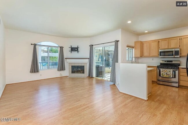 Foto del edificio - 4175 Hillbrook Ct