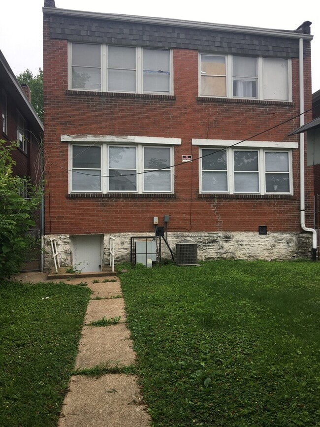 Building Photo - 4217 S Grand Blvd