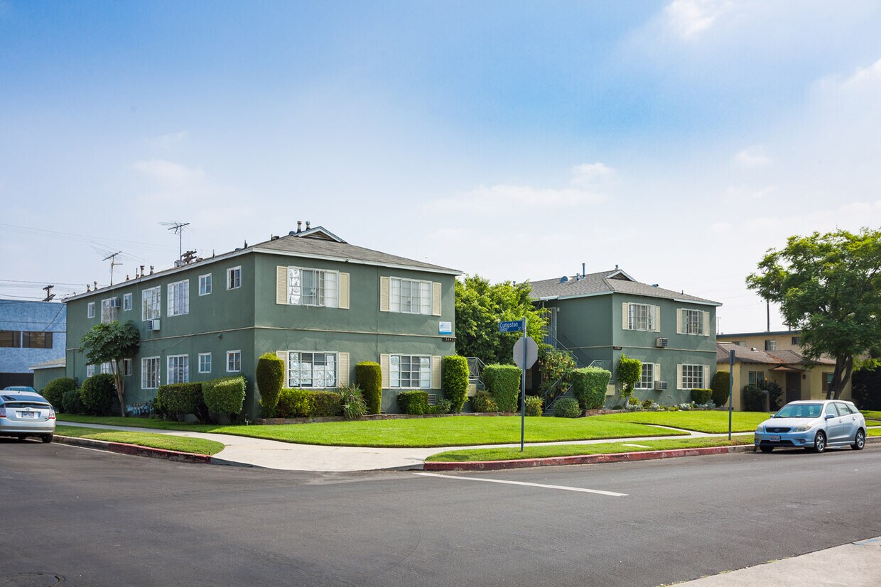 Foto principal - 5440 Willowcrest Ave