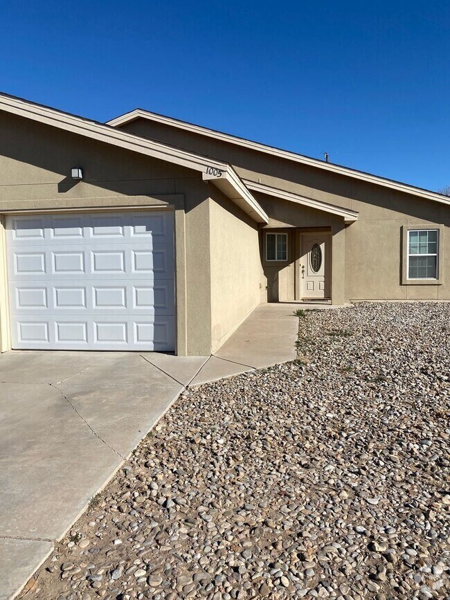Western Meadows Apartments under 2,500 Roswell, NM 1 Rentals