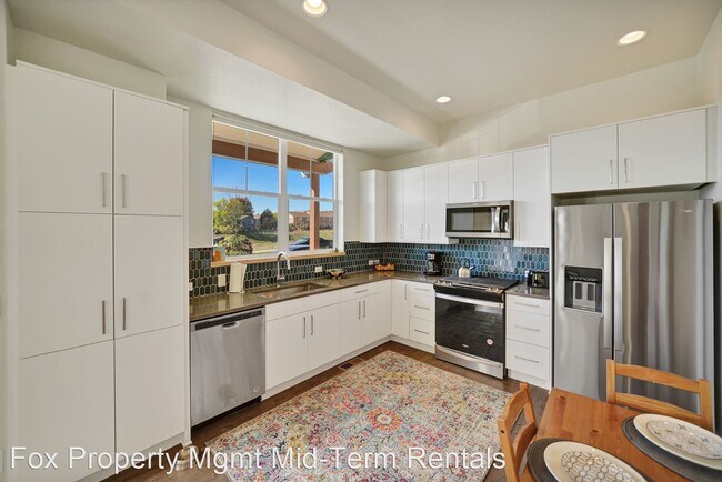 Foto del edificio - 3 br, 3.5 bath House - 755 Cristo Lane, Un...