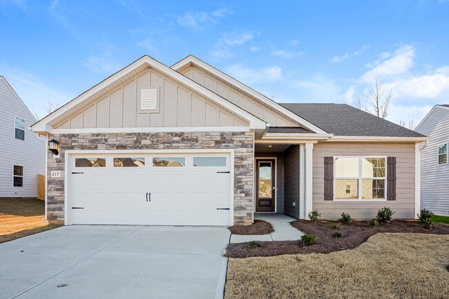 Building Photo - 217 Colonial Reserve Ave