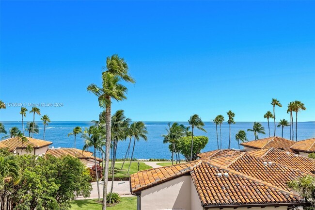 Foto del edificio - 19144 Fisher Island Dr