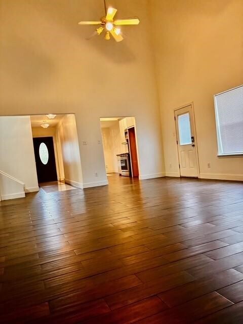 Foto del edificio - 23915 Floragate Dr