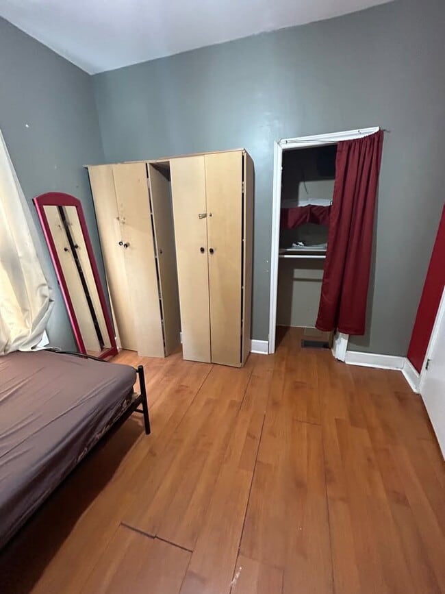 Photo du bâtiment - 337 Maxwell St