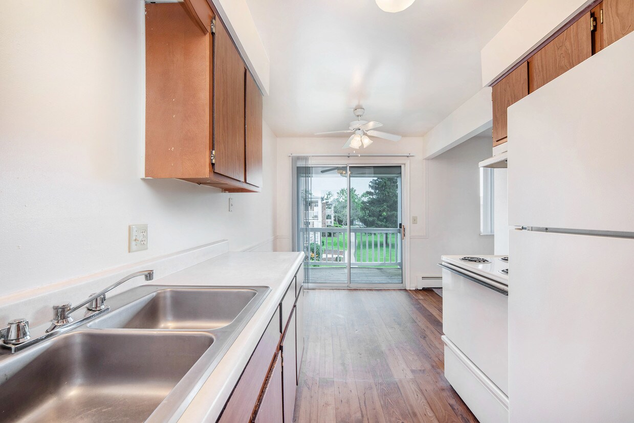 Estates Apartments in Battle Creek, MI