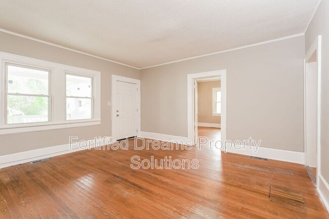 Foto del edificio - 3040 N Patterson Ave