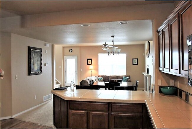 Foto del edificio - 7367 Legend Hill Drive