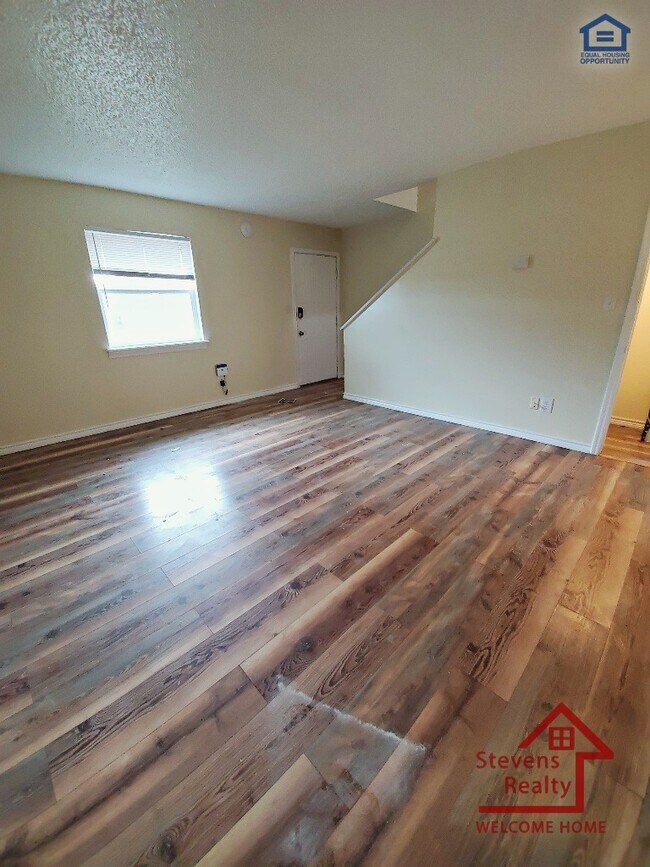Foto del edificio - 2111 NW Lindy Ave