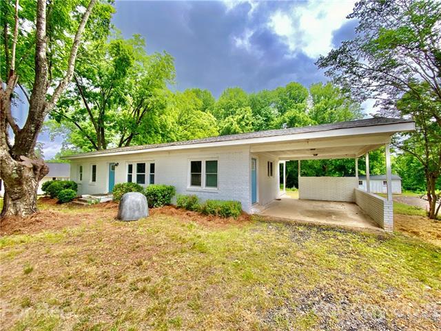Foto principal - 3330 Stokes Ferry Rd