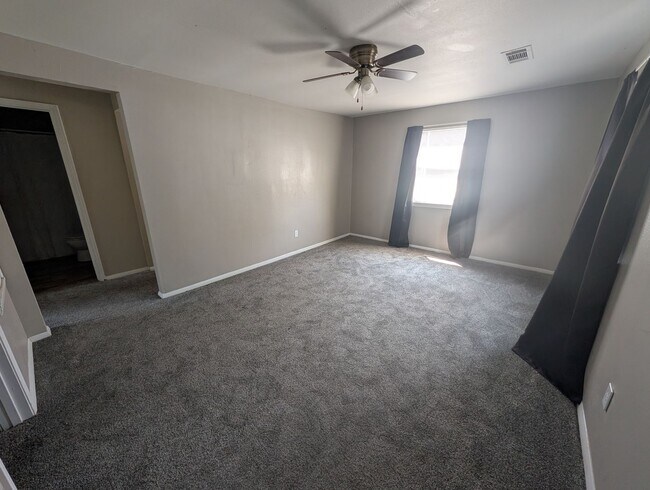 Foto del edificio - 2 Bedroom House in Pryor