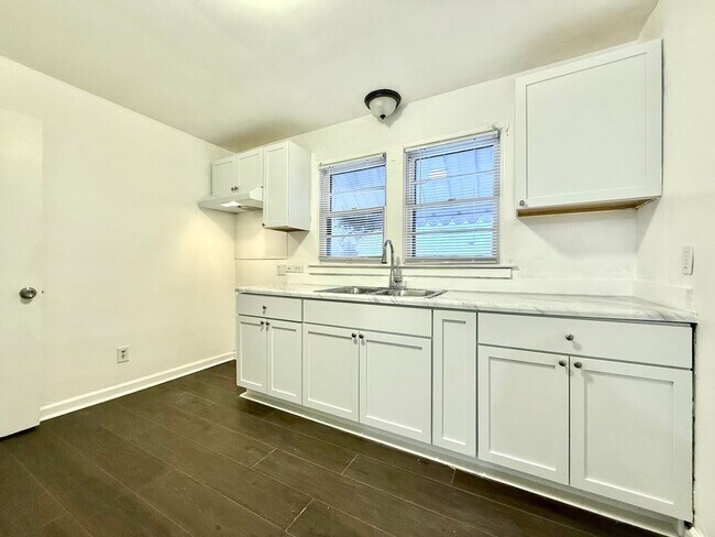 Foto del edificio - Three Bedroom Home in Muskegon