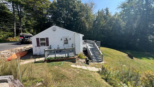 Building Photo - 64 Crown Point Rd