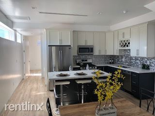 Foto del edificio - 5 br, 5 bath Townhome - 1213 N Alexandria Ave