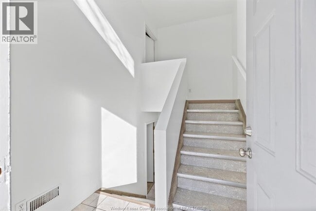 Photo du bâtiment - 1478 Westcott Rd