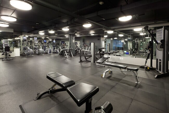 Foto del edificio - 555 4th St