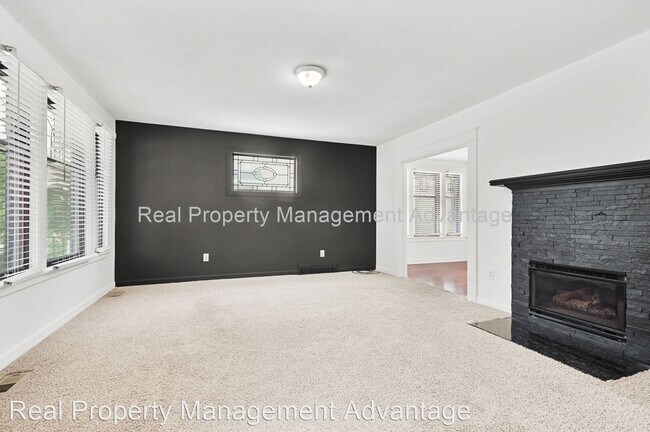 Foto del edificio - 3 br, 2 bath House - 713 S. Pleasant St.