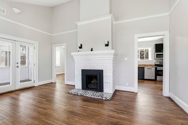 Foto del edificio - Updated 3BR Home with Large Yard Near Grant Park and Summerhill